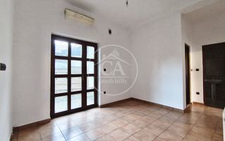 Casa de închiriat cu 6 camere în zona Centrala,  Oradea - Poză 11