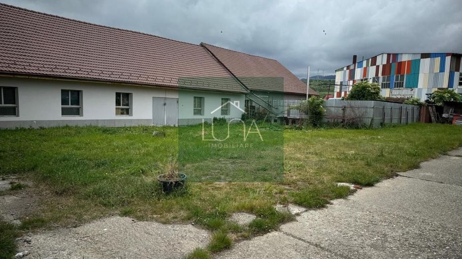 Închiriere spațiu pentru birouri / activități comerciale - Poză 3