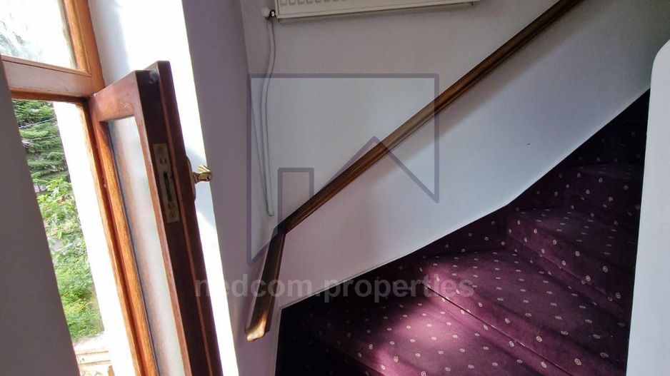 Vanzare apartament 3 camere (E1+M) in Vila (S+P+E1+M) - Teiul Doamnei - Poză 13