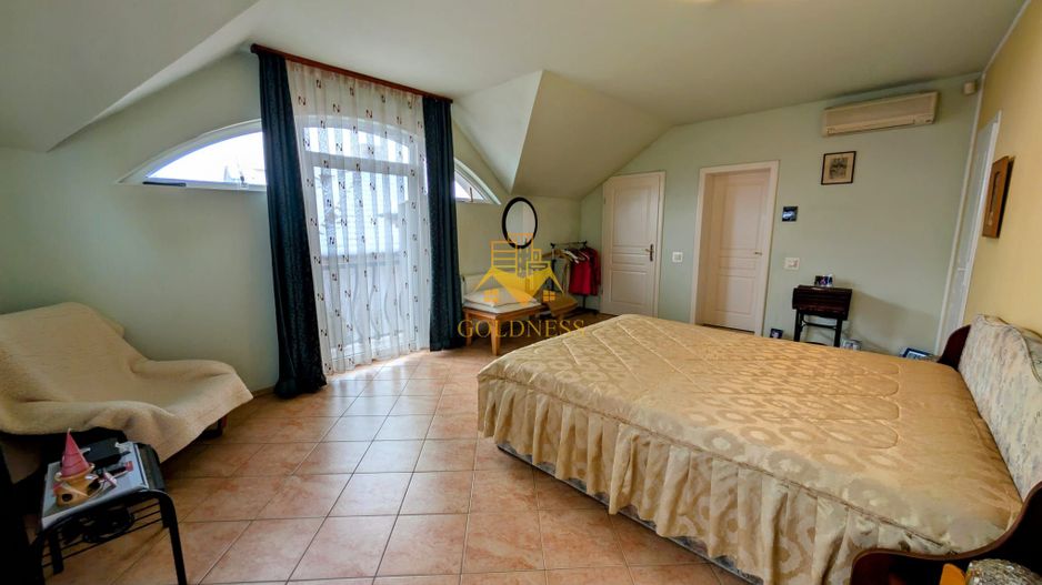 Vila, 6 Camere, 365 mp, 4 bai, Andrei Muresanu, Constantin Brancusi - Poză 12