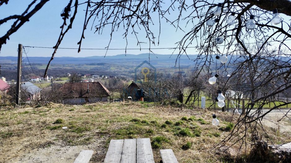 Teren de vânzare în Groși cu priveliște superbă - Poză 3