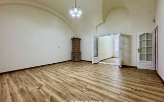 Birou renovat situat in Piata Unirii - Tribunal - Poză 5