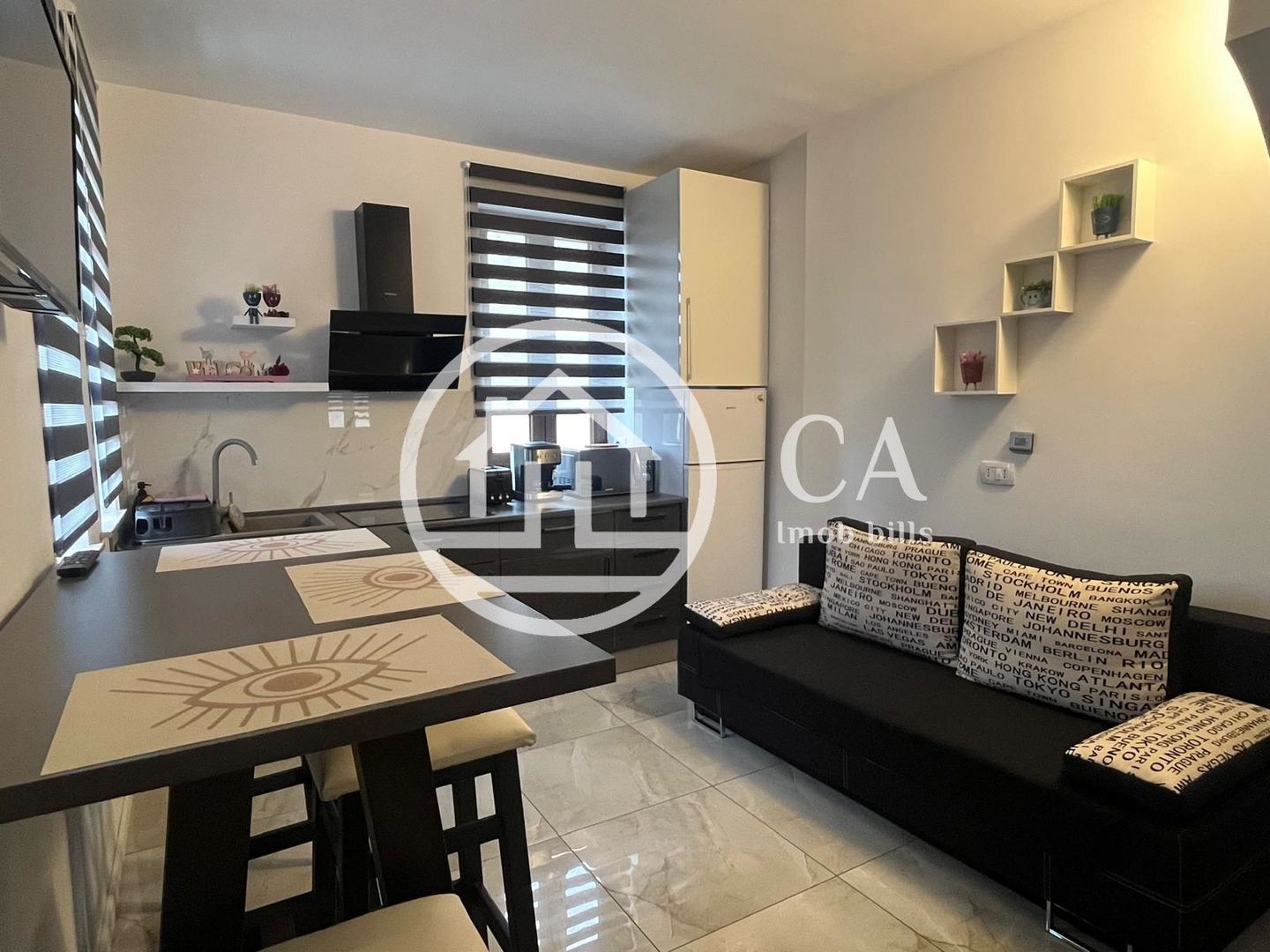 Apartament de închiriat cu 2 camere în zona ultracentrală, Oradea - Poză 4