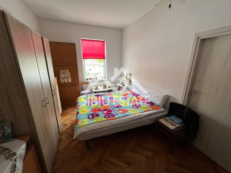 De vânzare: Proprietate cu 2 unități locative ,Zona Lupeni, Sibiu - Poză 5