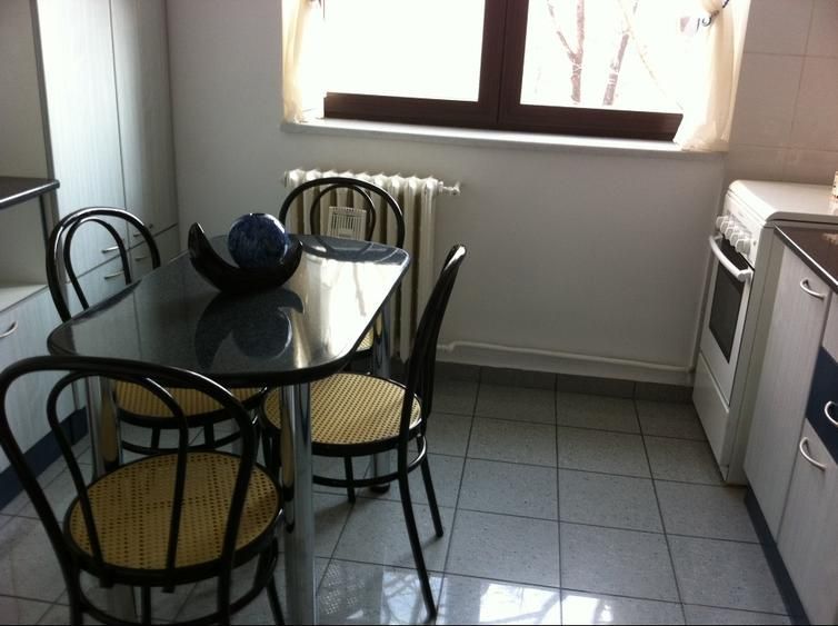 Calea Giulești, 3 camere, etaj 3 din 4, suprafață 61mp, semidecomandat - Poză 4