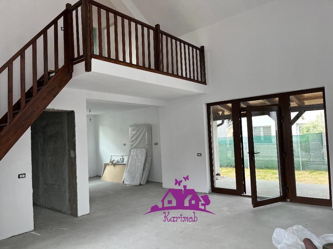 Casa in cartierul Tineretului - Poză 3