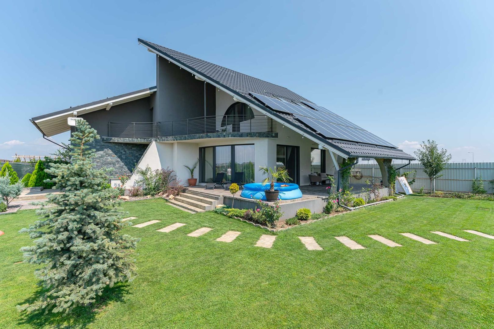 Casă individuală nouă, modernă, în Sânpetru, zona Triaj - Poză 1