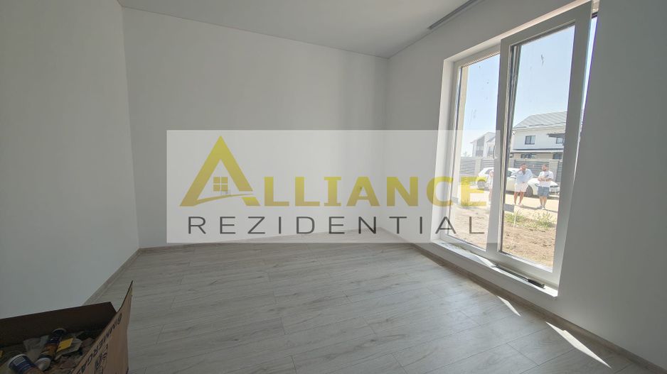 CASA PARTER-4 CAMERE- TEREN 500 MP-STR.ASFALTATA - Poză 4