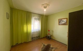 Apartament 3 camere decomandat zona Galata - Poză 2