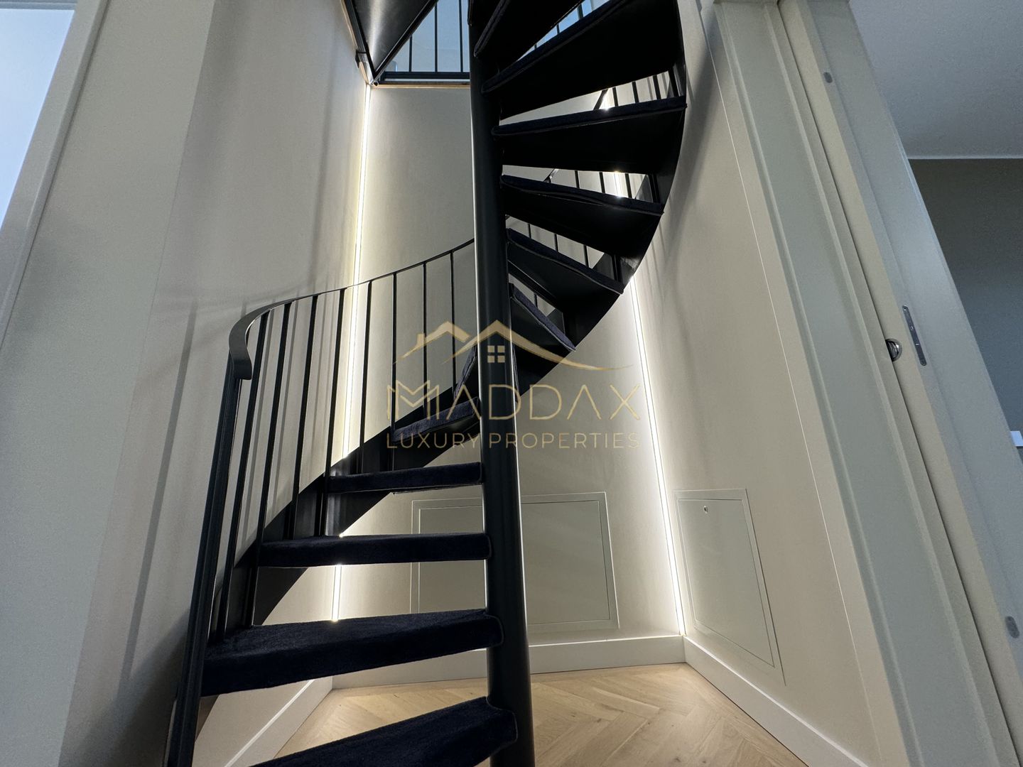 Vila LUX _6 camere_Piscina***1113 mp//Padurea Baneasa//Pipera - Poză 19