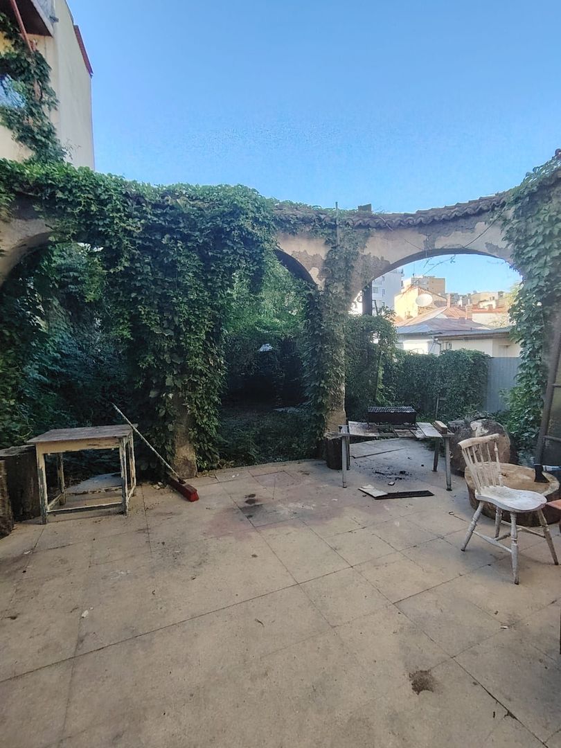 Casa-Curte proprie | Plantelor | - Poză 6