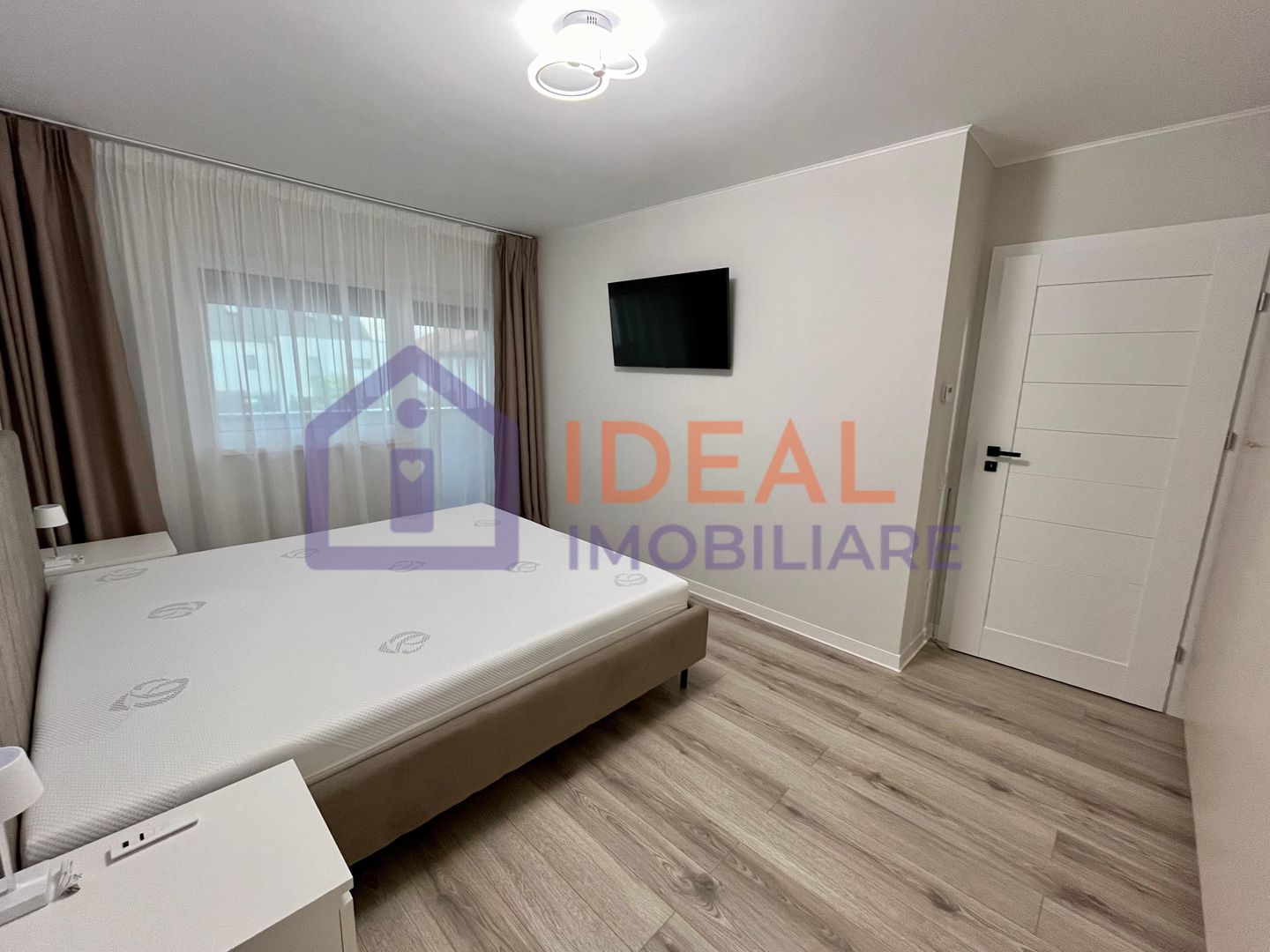 Casa moderna cu 4 camere de închiriat - Șelimbăr - Poză 18