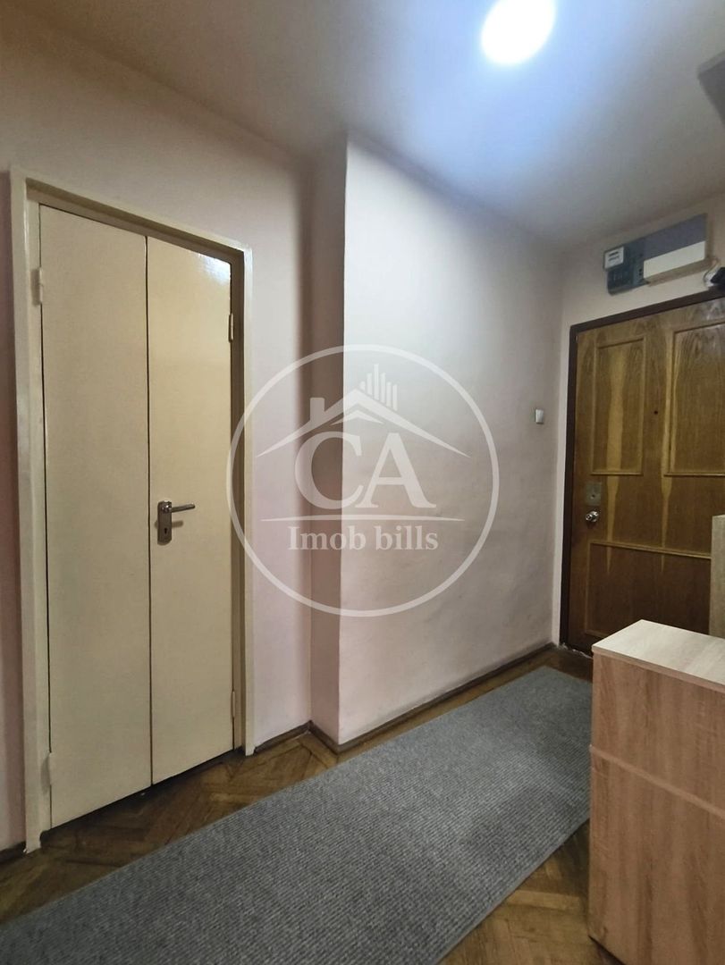 Apartament de vanzare cu 3 camere  in zona Centrala, Oradea - Poză 12