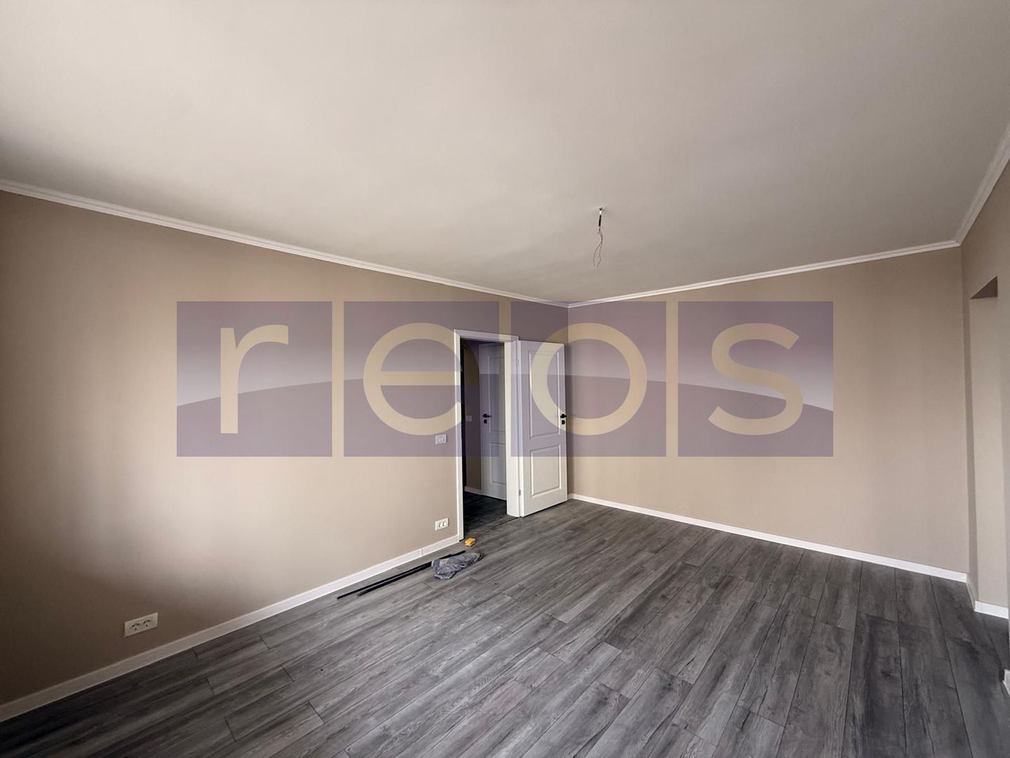 VANZARE 2 CAMERE  ZONA AFI COTROCENI | COMPLET RENOVAT | - Poză 1