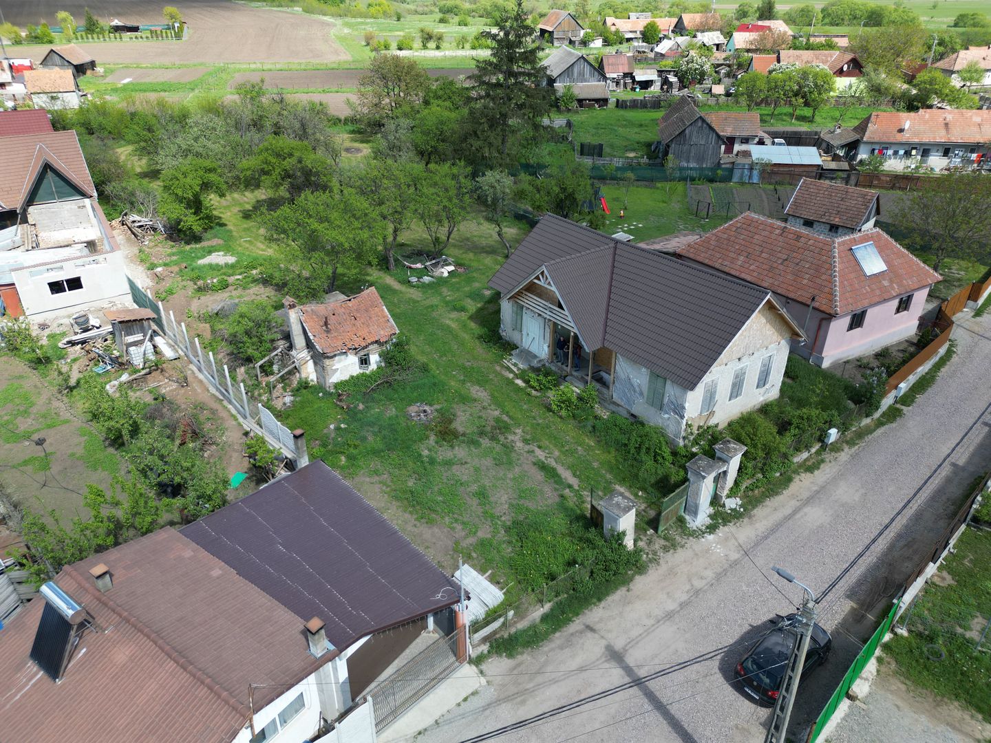 Casa 4 camere 90 M² cu 2.770 M² teren+posibilitate încă 1.200 M² teren - Poză 1