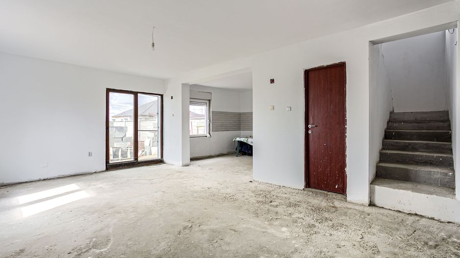 Casă nouă la gri cu 5 camere în Vladimirescu - Poză 7