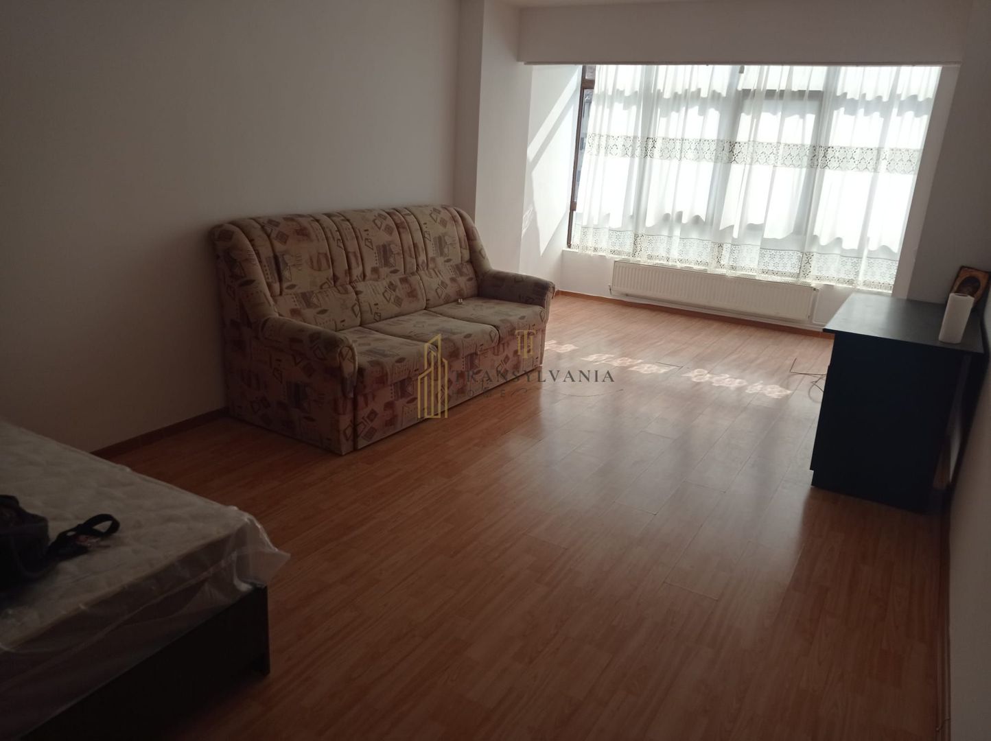 Apartament 2 camere de închiriat – zonă centrală - Poză 2