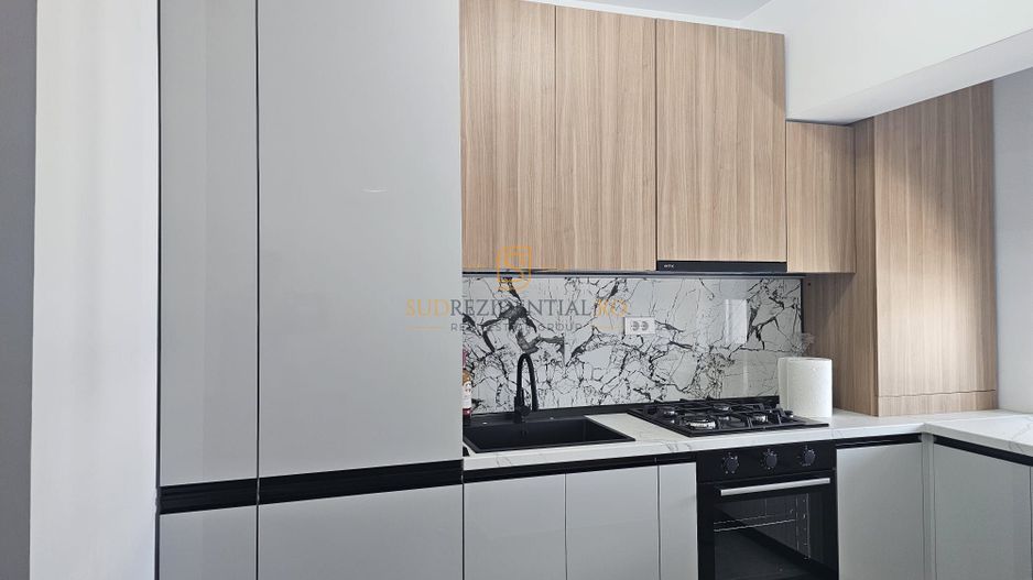 Apartament cu 2 camere, prima inchiriere, loc de parcare inclus - Poză 3