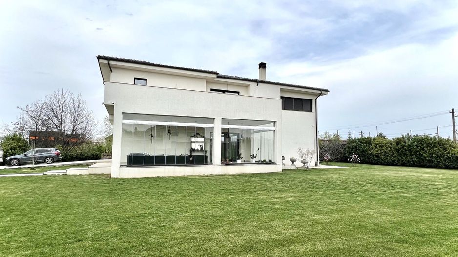 Proprietate deosebita suprafete generoase 580 mp teren 2076 mp - Poză 19