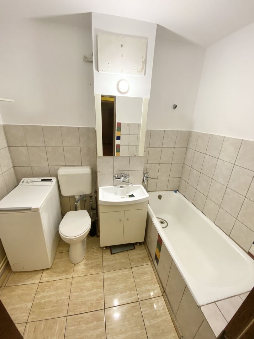 Vlahuta, garsoniera sectiune mare - Poză 4