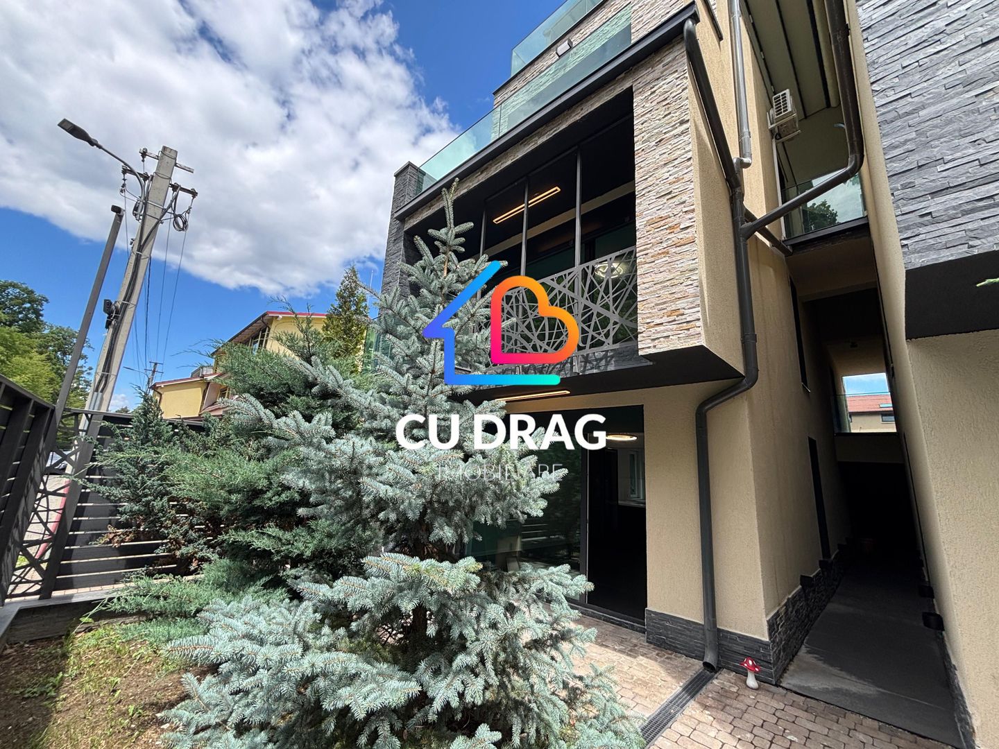 Casă elegantă de închiriat în zona Parcului Subarini - Poză 1