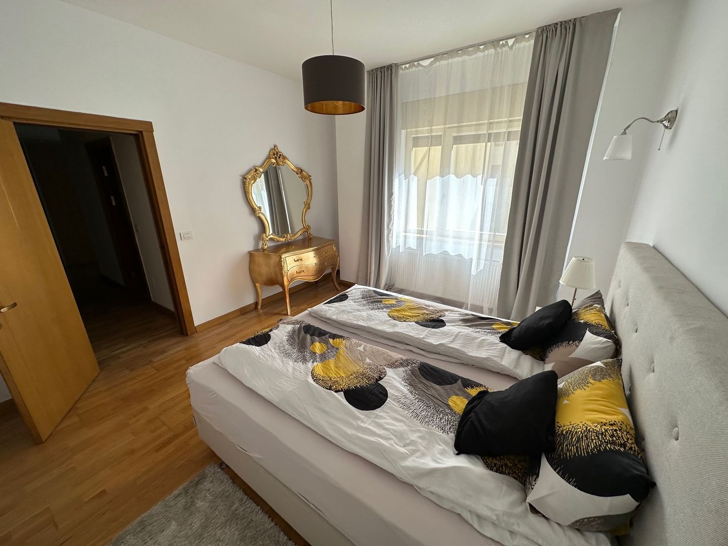 Apartament spatios - Poză 11