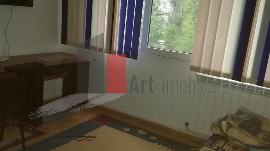 Vânzare apartament semidecomandat 4 camere cu centrală Bd. Obregia - Poză 10