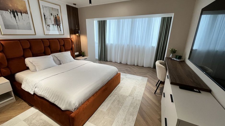 Inchiriere apartament 4 camere vedere parc - Poză 6