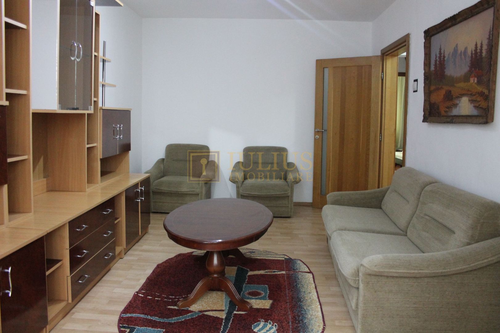 Lipovei, 3 dormitoare, centrala proprie, bucatarie inchisa, garaj inclus! - Poză 1