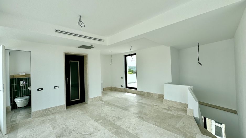 Primaverii vila 650 mp stil arhitectonic neoromanesc - Poză 9