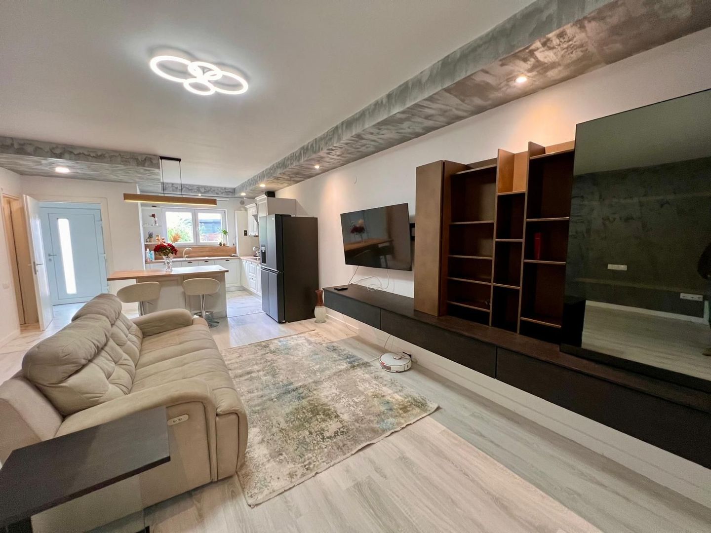 Vila 4 camere Ansamblul Rezidential Cosmopolis - Poză 2