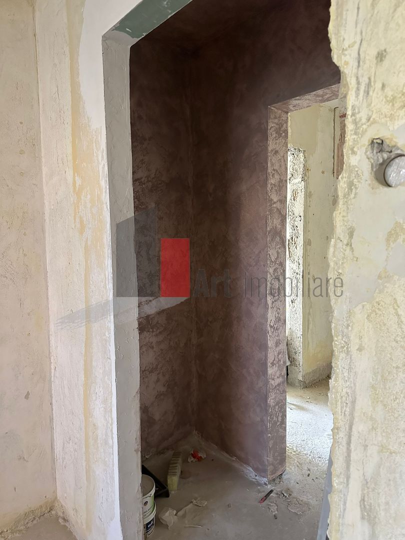 Apartament 3 camre Titan IOR de renovat - Poză 5