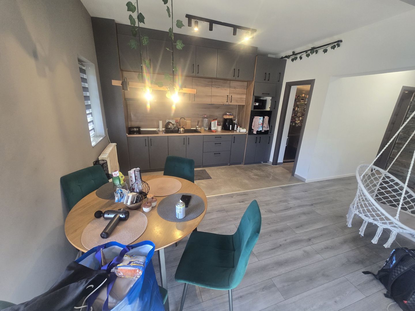 Apartament 2 camere, 60 mp, 2 balcoane, 1 parcare privată - Poză 3