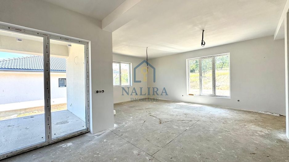 Casa de vanzare Satu Nou de Jos cu priveliste - zona retrasa - Poză 6