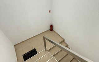 Spatiu de birouri I 186 mpu I Etajul 1 I Zona Sub arini - Poză 8