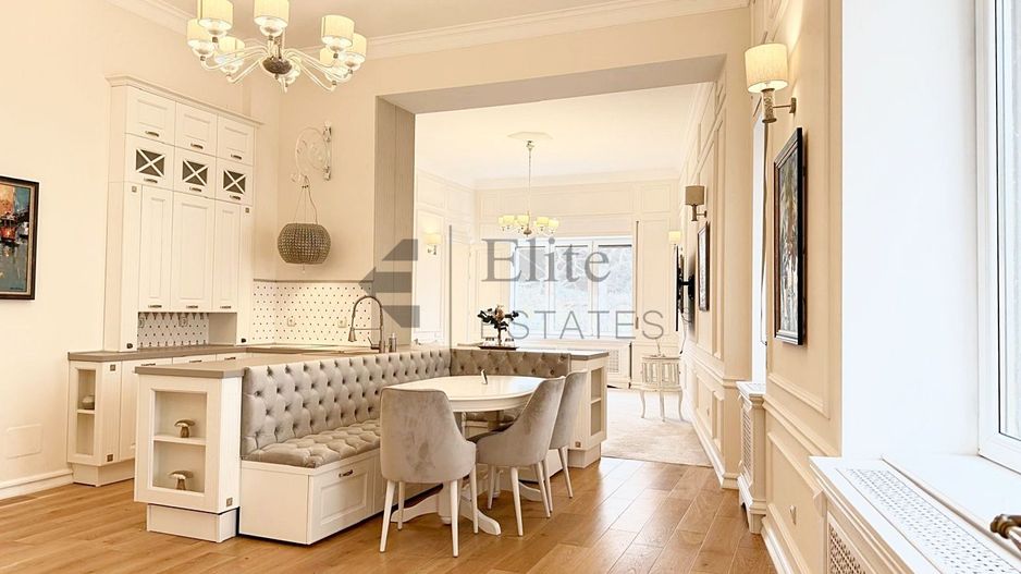 Apartament exclusivist cu garaj ultracentral in Oradea - Poză 1