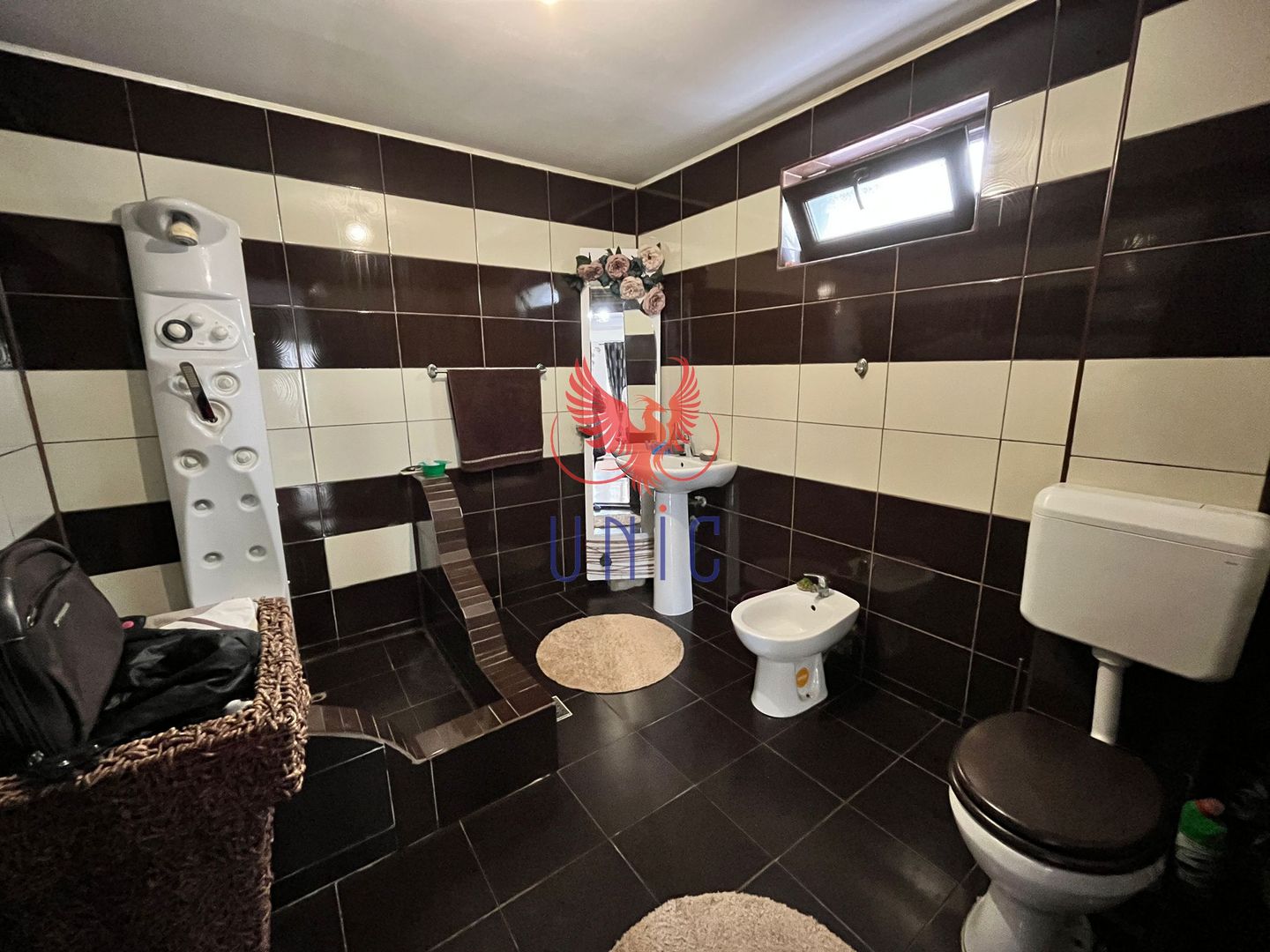 Vila cu 600 mp curte,  Bariera Valcii! - Poză 5