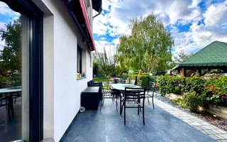 Casa spațioasă, cu teren generos, zona liniștită - in Braytim - Poză 26