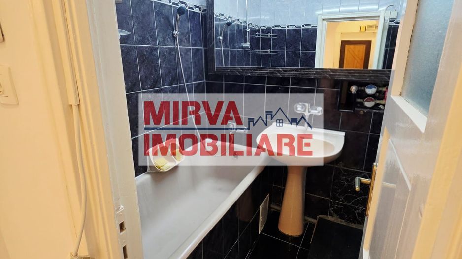 2 camere decomandat | 60 mp utili | Etaj 2 | Zona Sud | Boxă - Poză 12