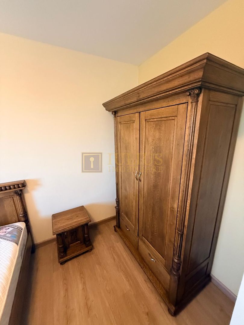 3 camere} Mosnita Noua-Castel Royal| apartament vintage| loc de parcare| balcon - Poză 3
