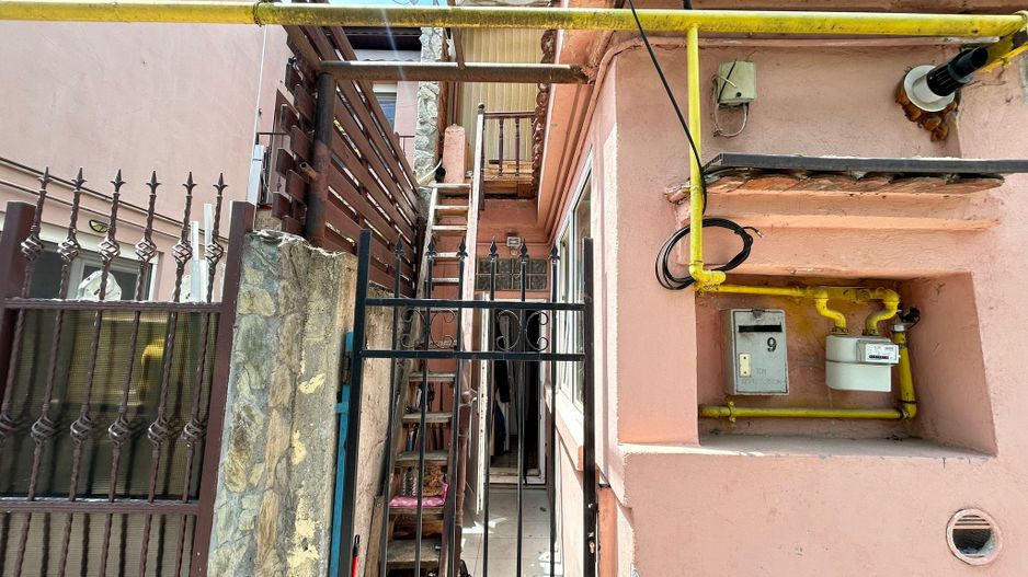 VILA  PIATA MUNCII | METROU - Poză 2