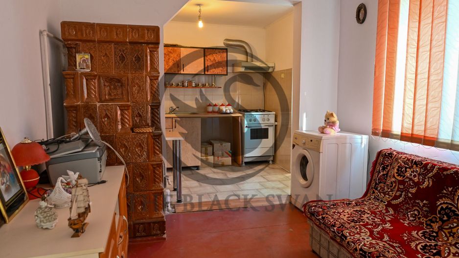 Casa la gri de vanzare | Zona Centrala - Bucov | Comision 0% - Poză 11