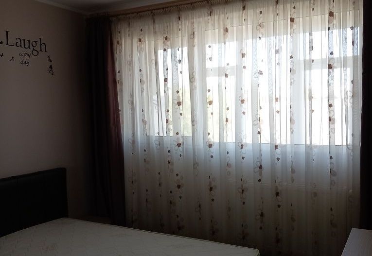 Apartament 3 camere de inchiriat, bloc reabilitat, Valea Ialomitei - Poză 4