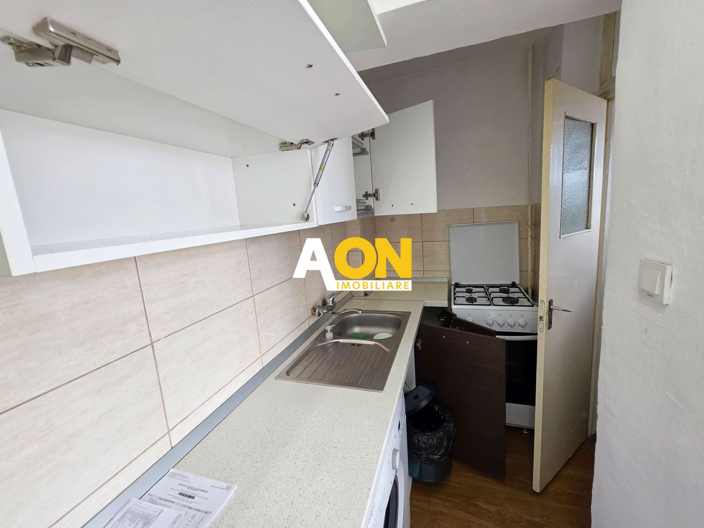 Garsoniera decomandata, 28 mp utili, zona Parc Cetate - Poză 7