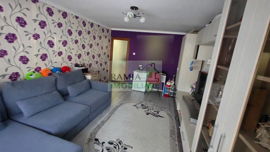 Apartament 3 camere decomandat, 67 mp, 2 locuri de parcare, Boxă - Poză 1