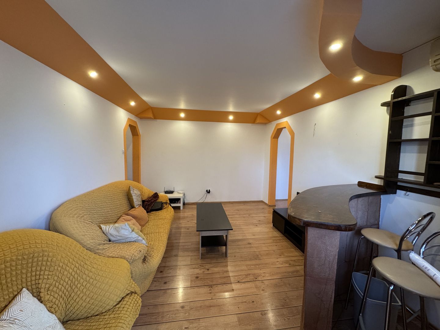 Apartament cu 3 camere in Astra, str Barbu Lautaru - Poză 2