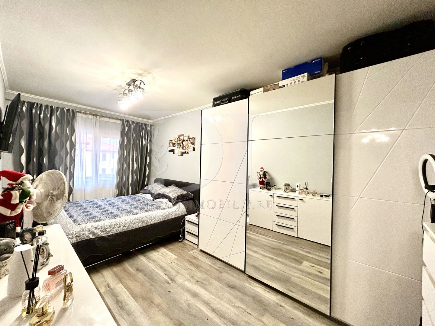 Apartament de vânzare 3 camere/ Eroilor / Floresti - Poză 9