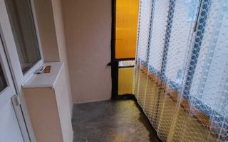 Apartament 2 camere cu garaj Aleea Savinesti - Poză 3