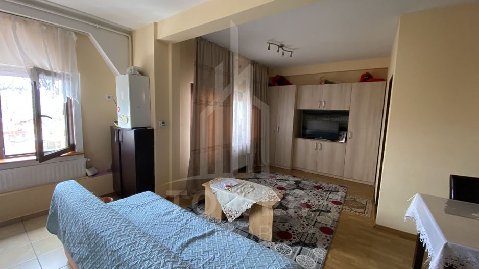 Apartament tip mansardă | Mobilat și utilat complet | Turnișor - Poză 3