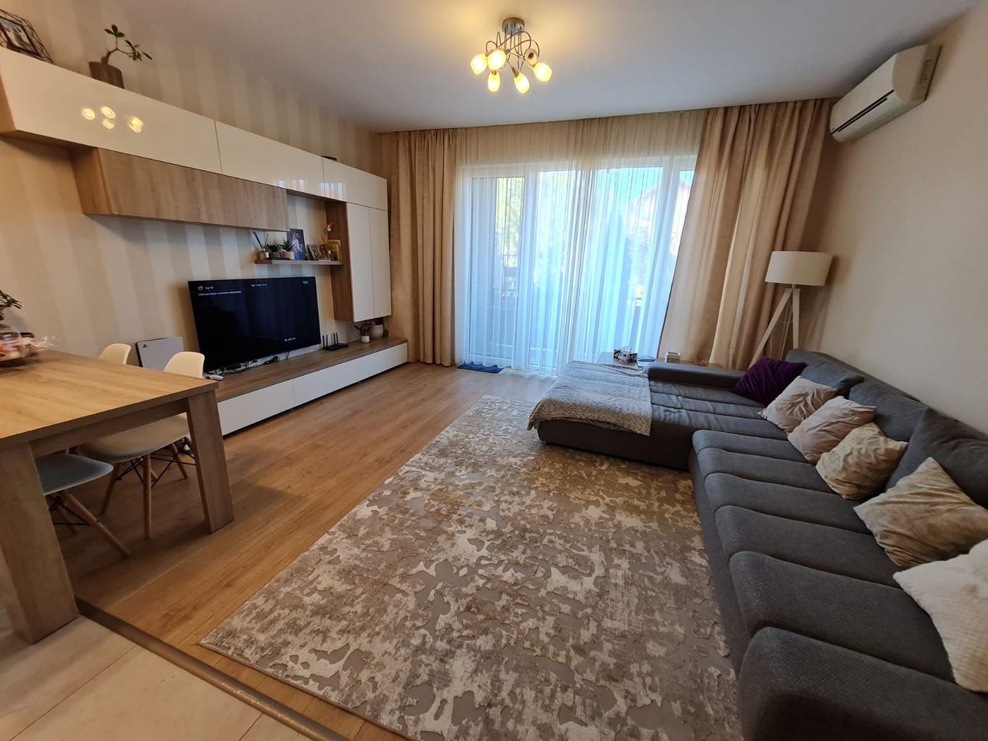 Apartament 3 camere in imobil nou zona Braytim - Poză 1